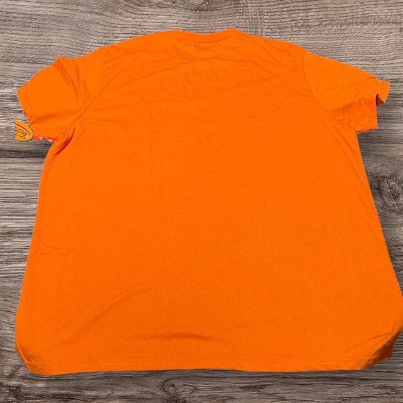 Von Dutch Vibrant Orange Tee with Snake and Lion Design - Picture 5 of 6